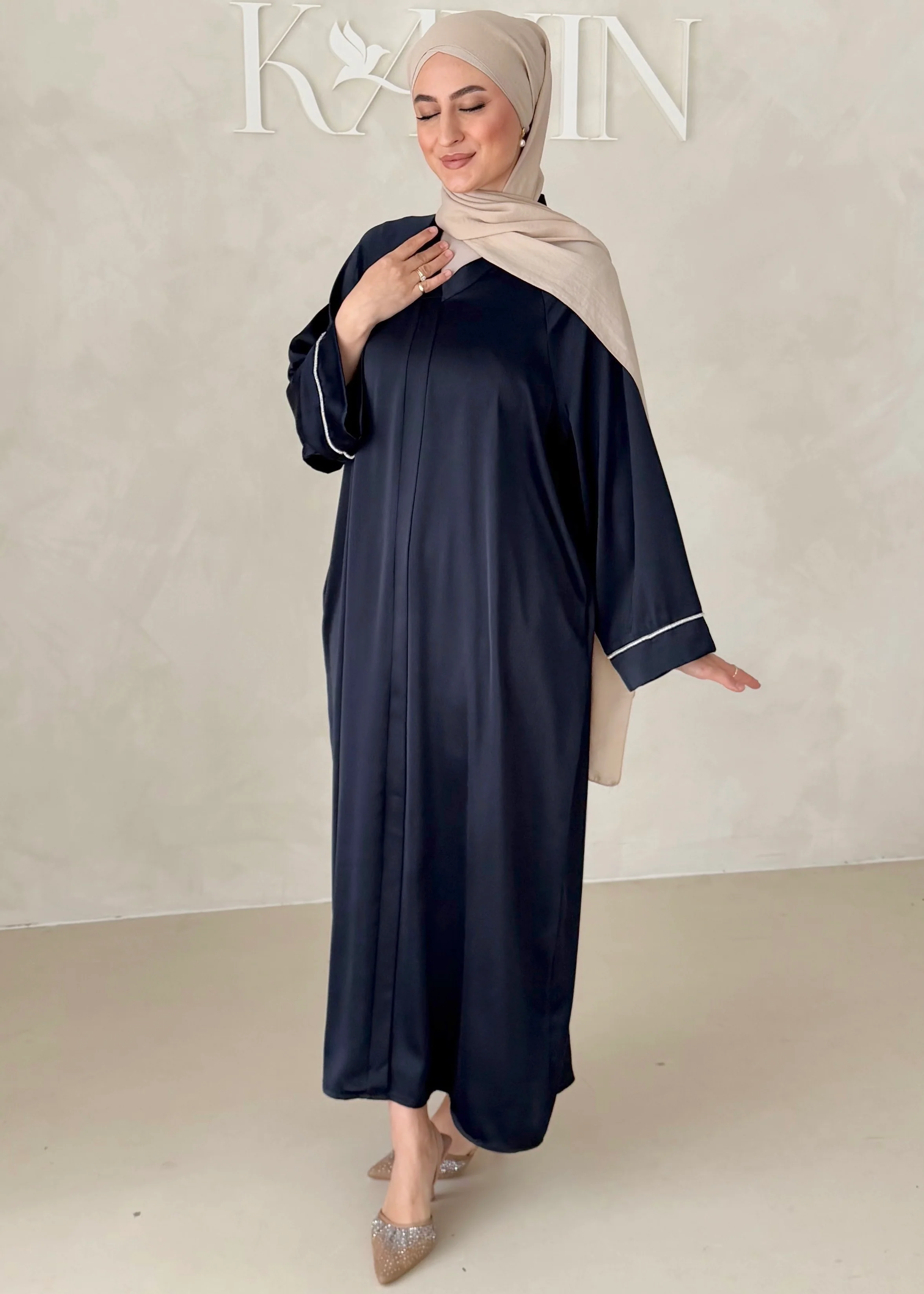 Glitter Abaya - Image 16