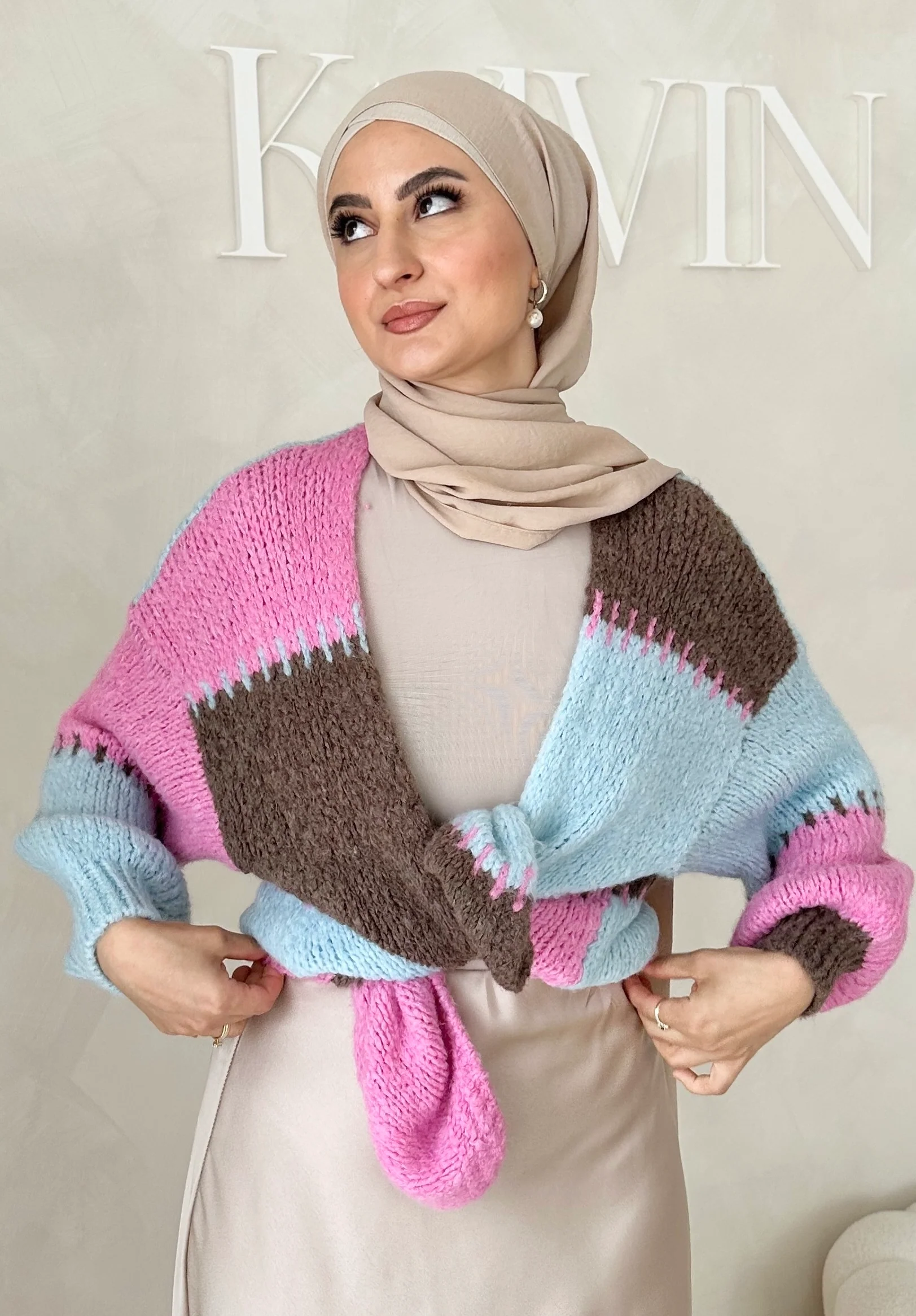 Cardigan Bunt - Image 8
