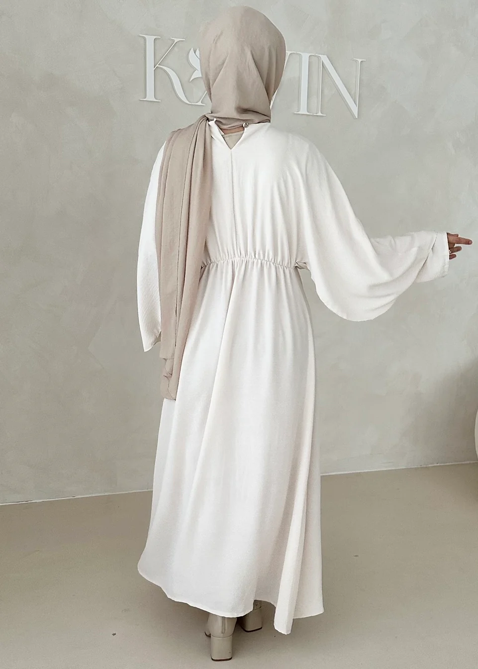 Butterfly Abaya - Image 3