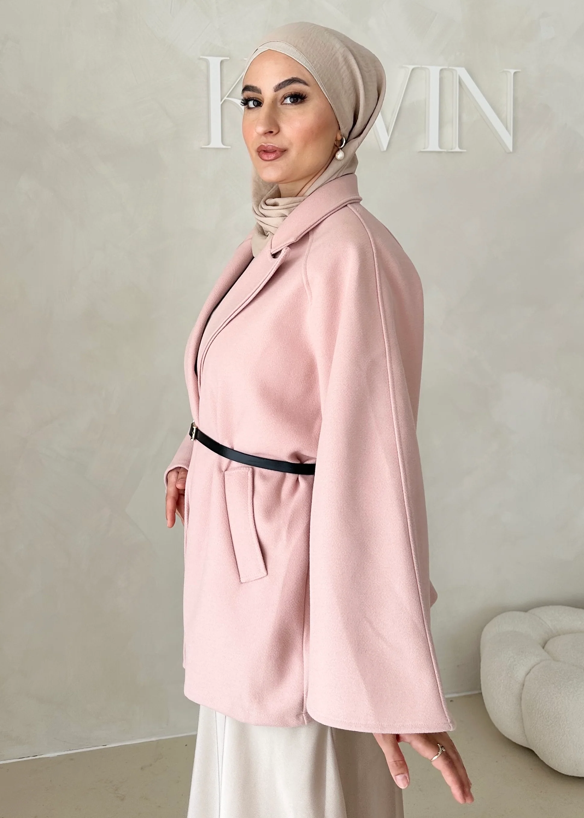 Blazerjacke mit Gürtel - Image 13