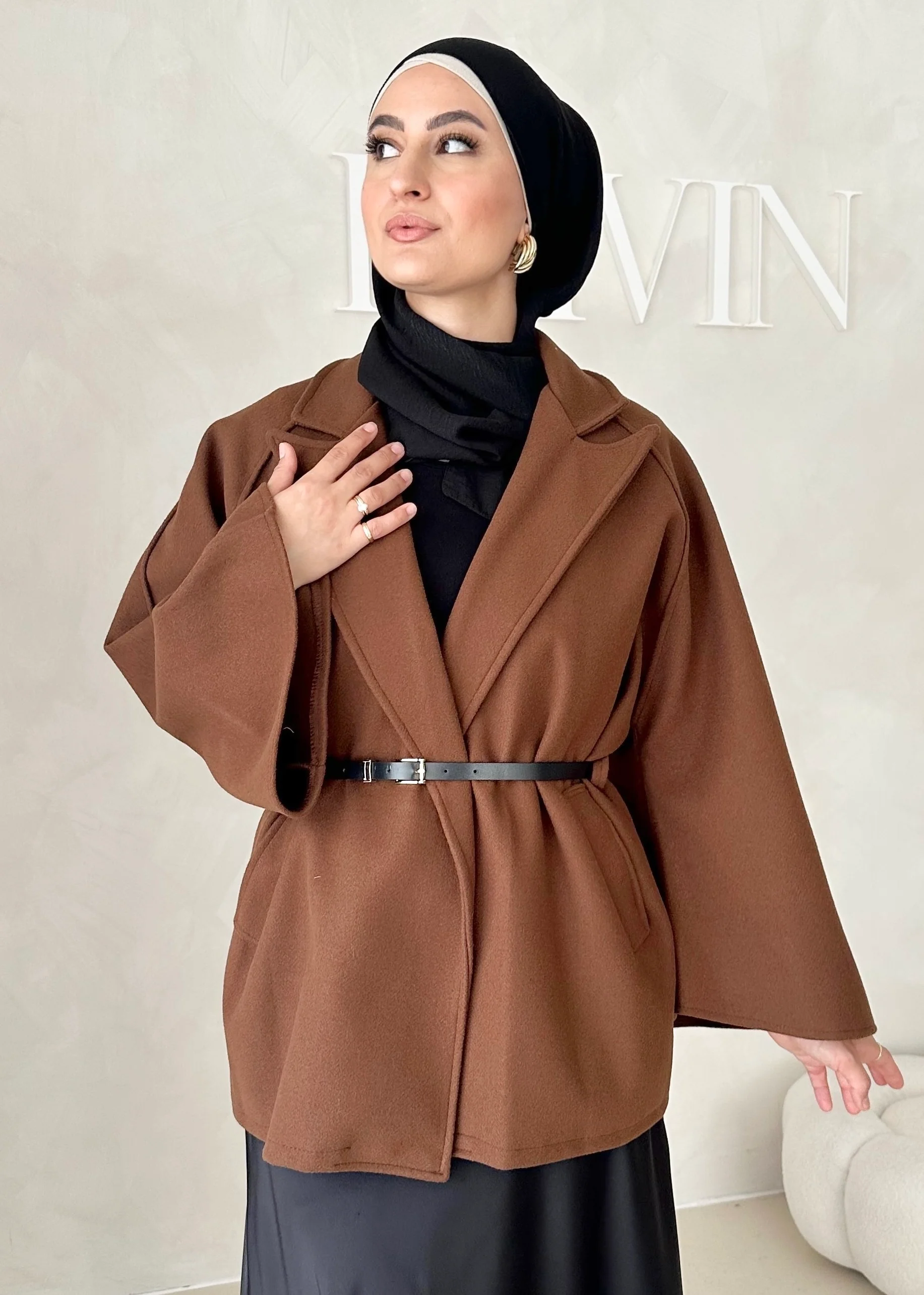 Blazerjacke mit Gürtel - Image 14
