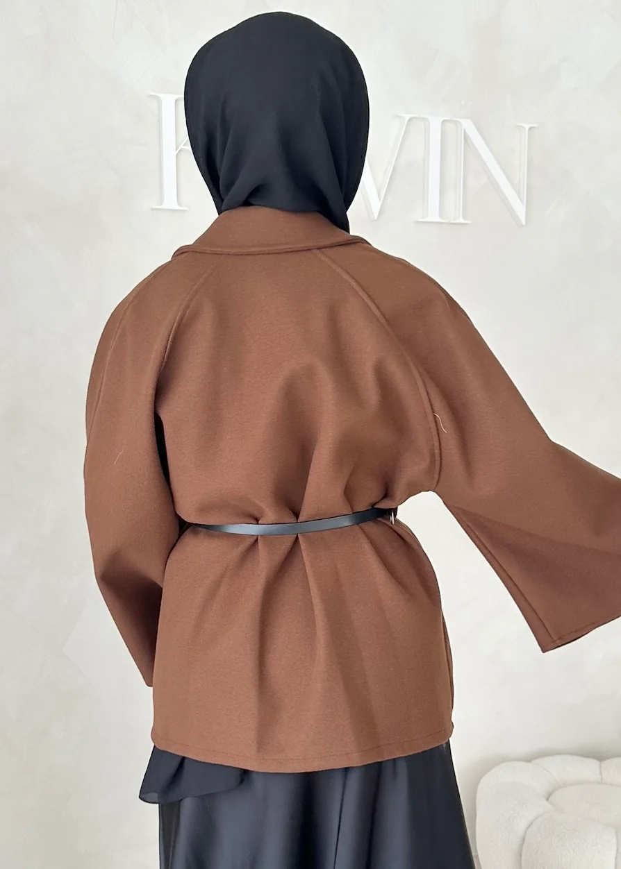 Blazerjacke mit Gürtel - Image 16