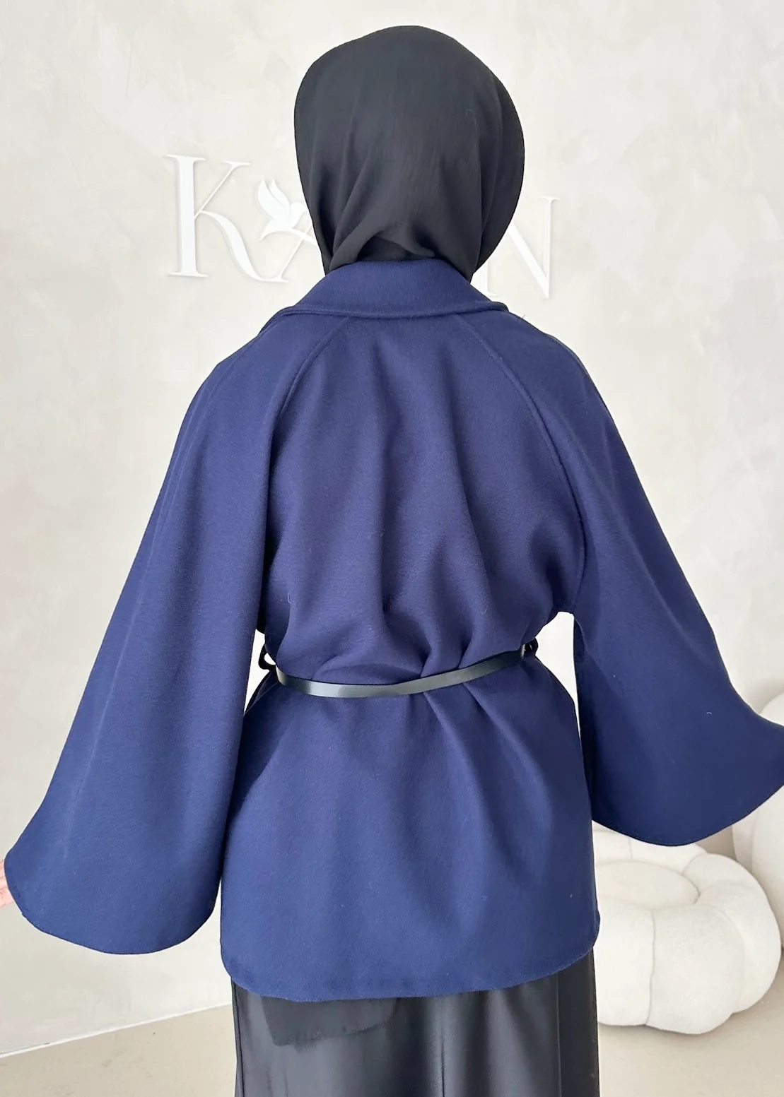 Blazerjacke mit Gürtel - Image 23