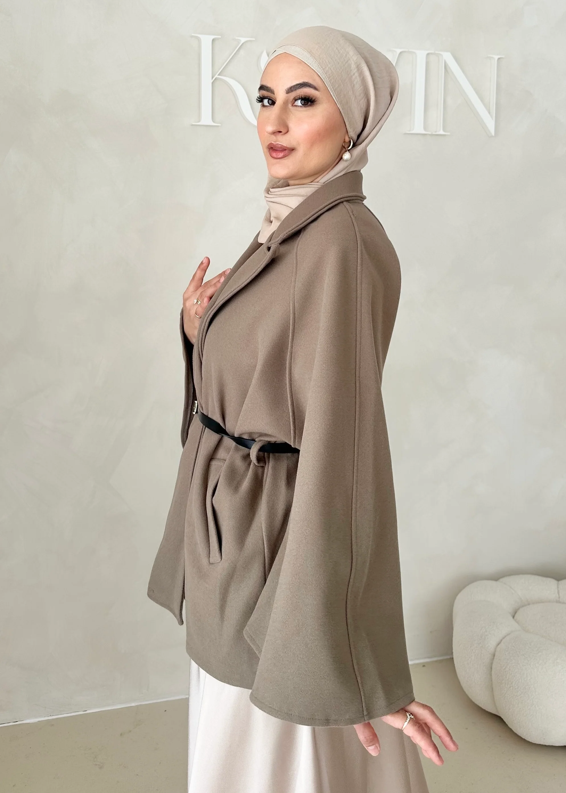 Blazerjacke mit Gürtel - Image 9