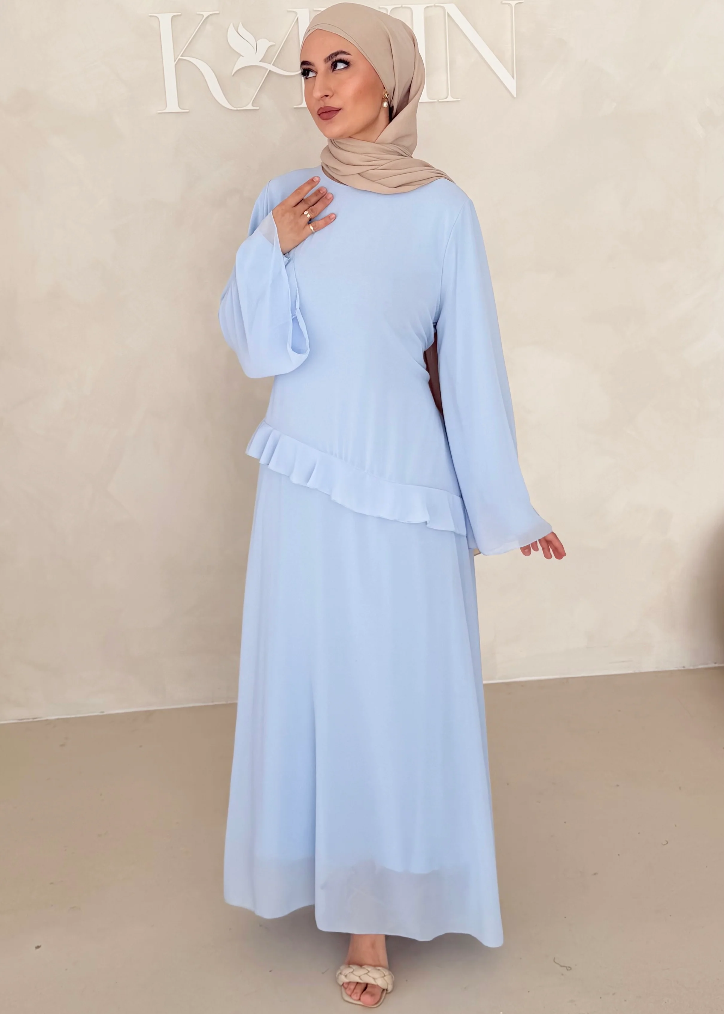 Chiffon Kleid mit Volant Details