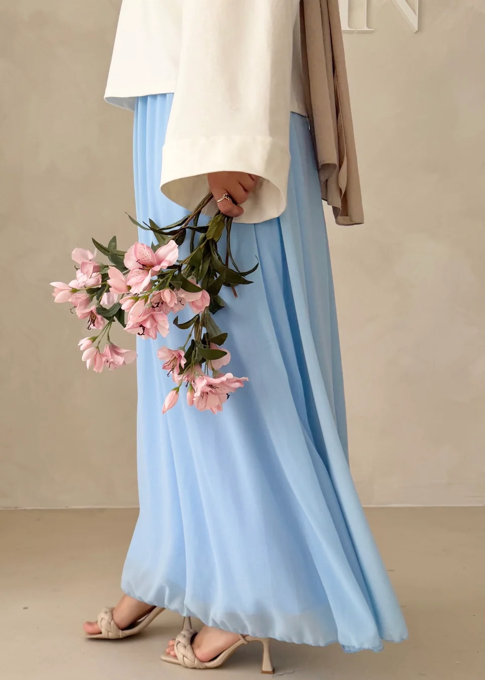 Chiffon Rock - Image 17