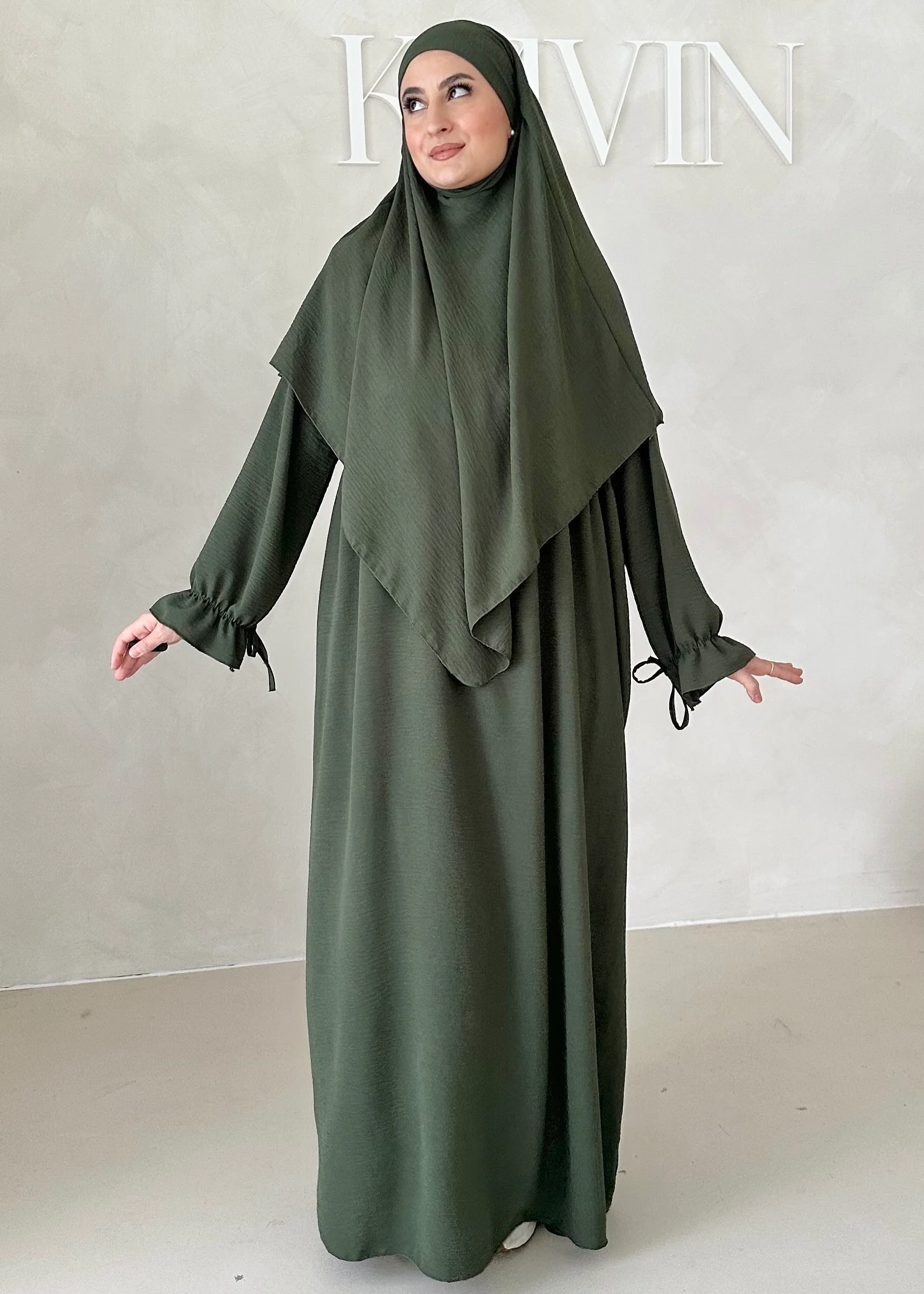 Comfort Abaya Set mit Khimar - Image 15