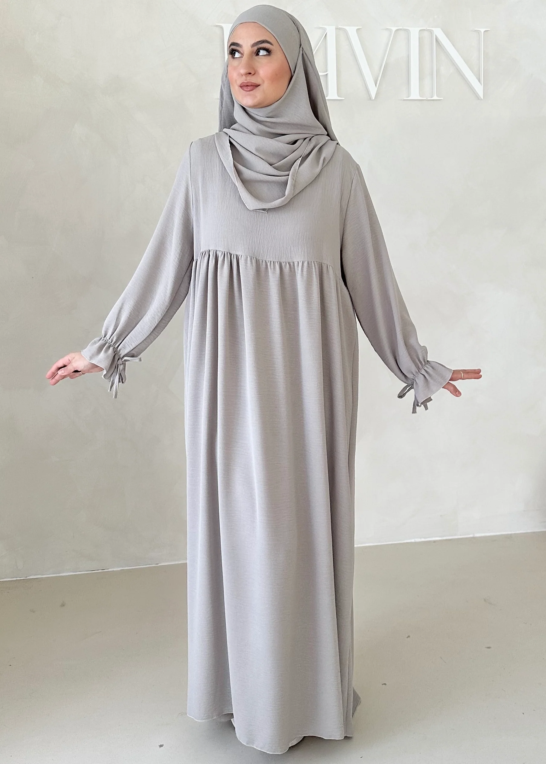 Comfort Abaya Set mit Khimar - Image 7