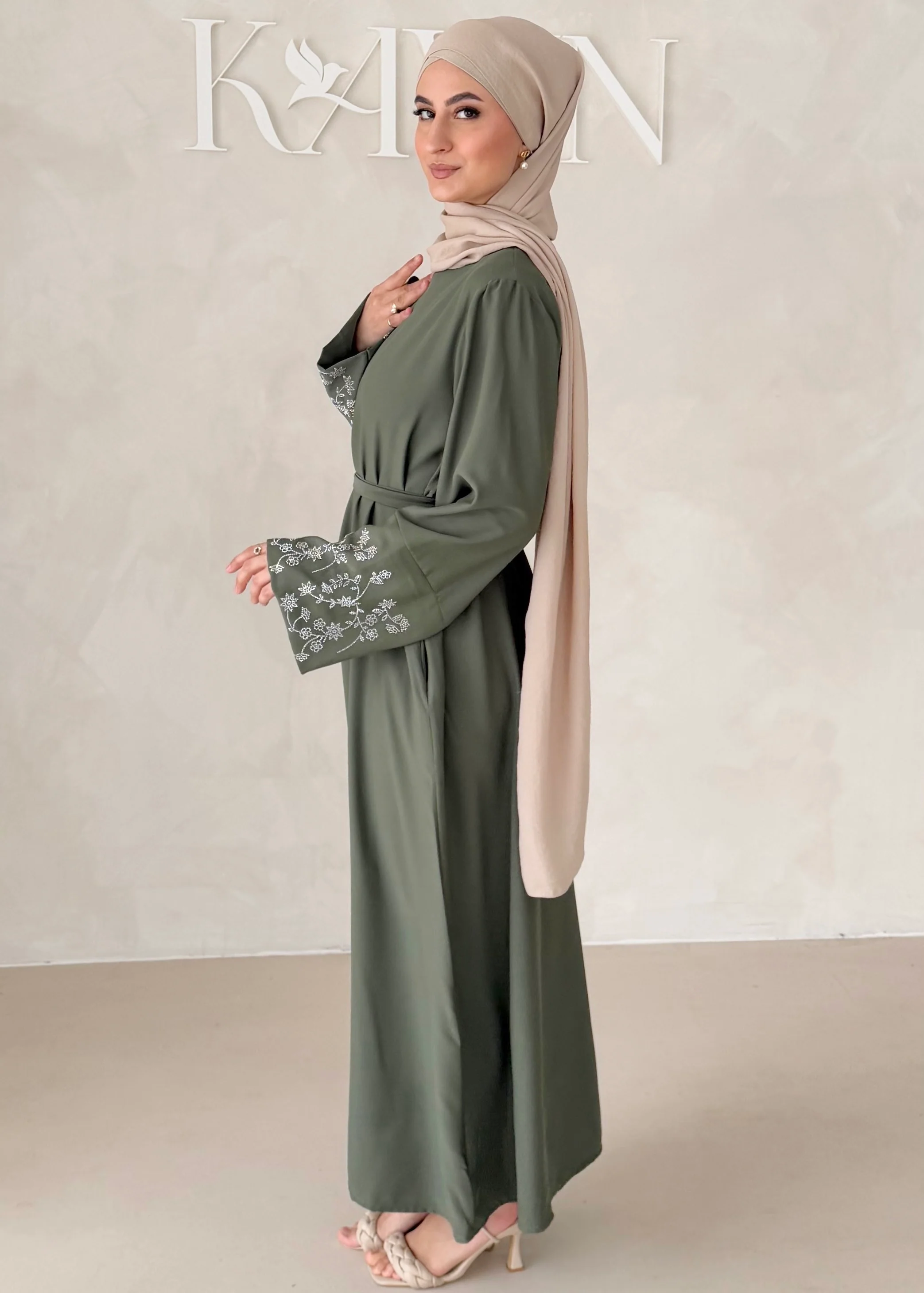 Floral Glam Abaya - Image 11