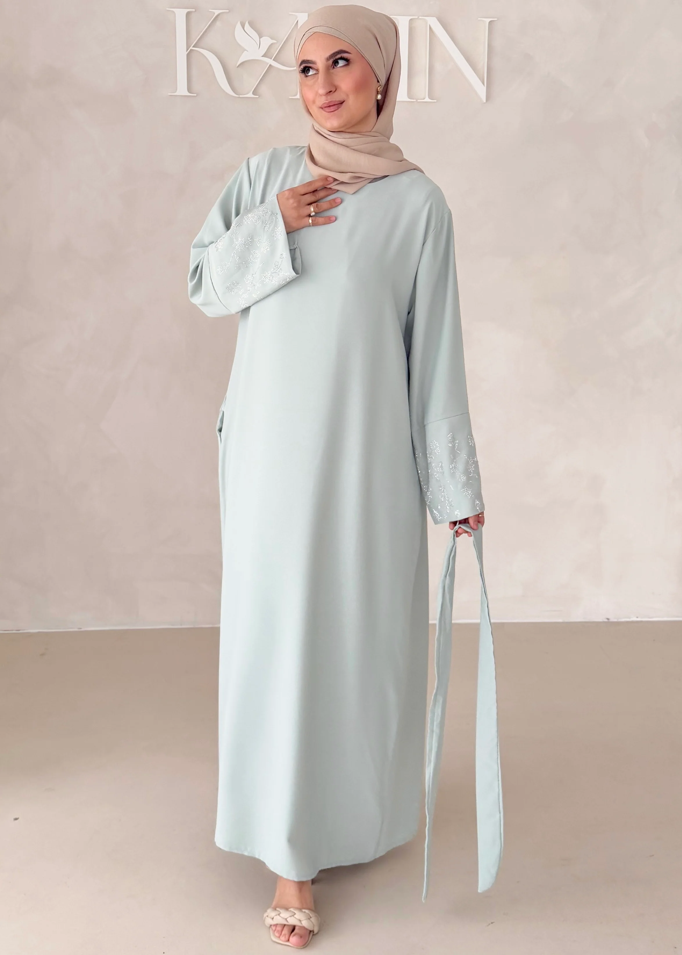 Floral Glam Abaya - Image 25