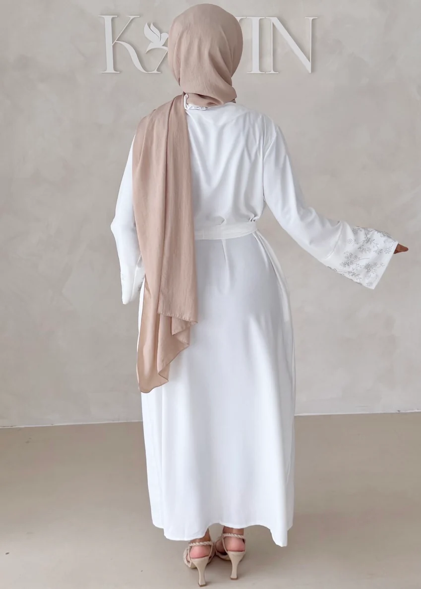 Floral Glam Abaya - Image 30