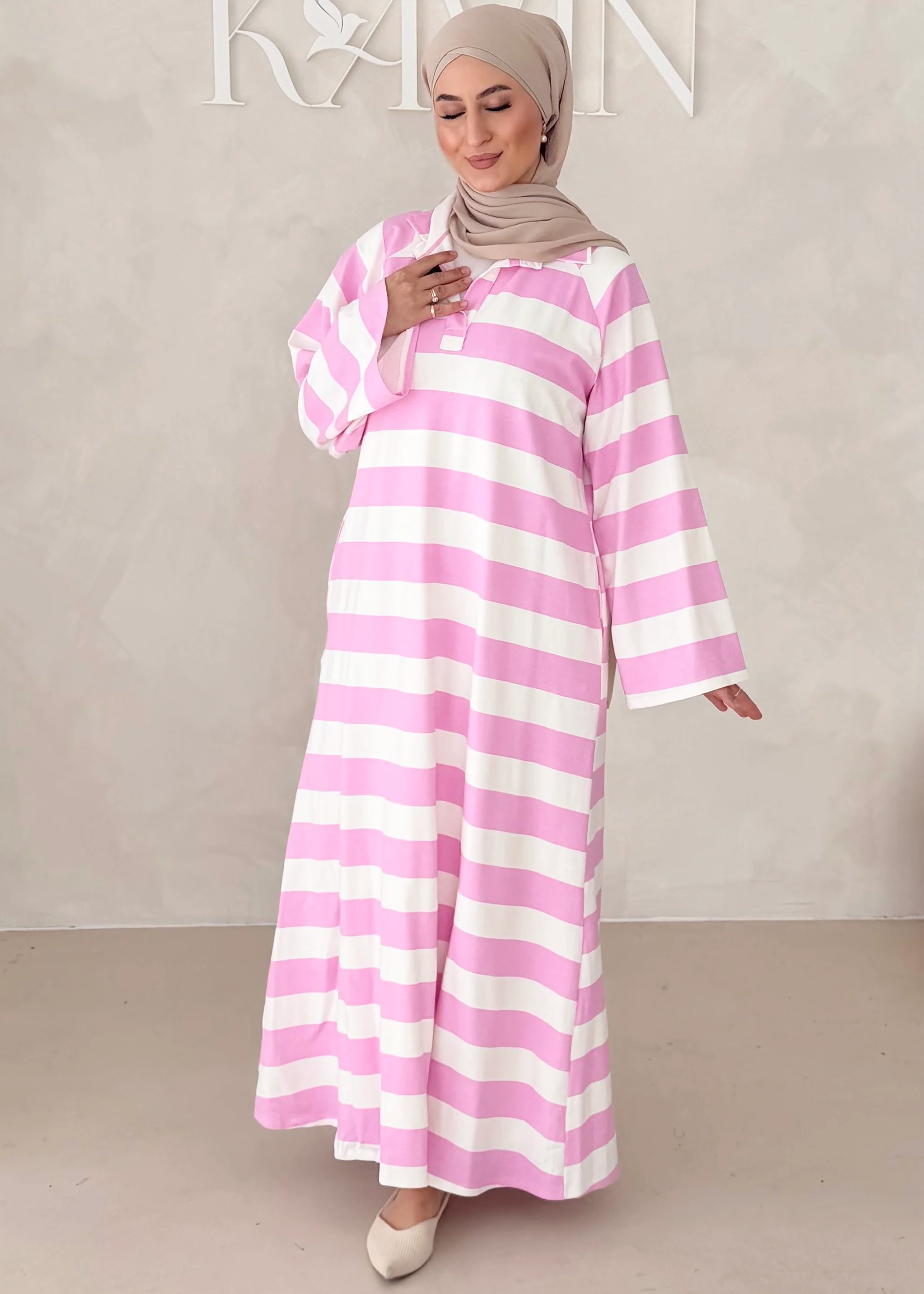 Gestreiftes Kleid - Image 4