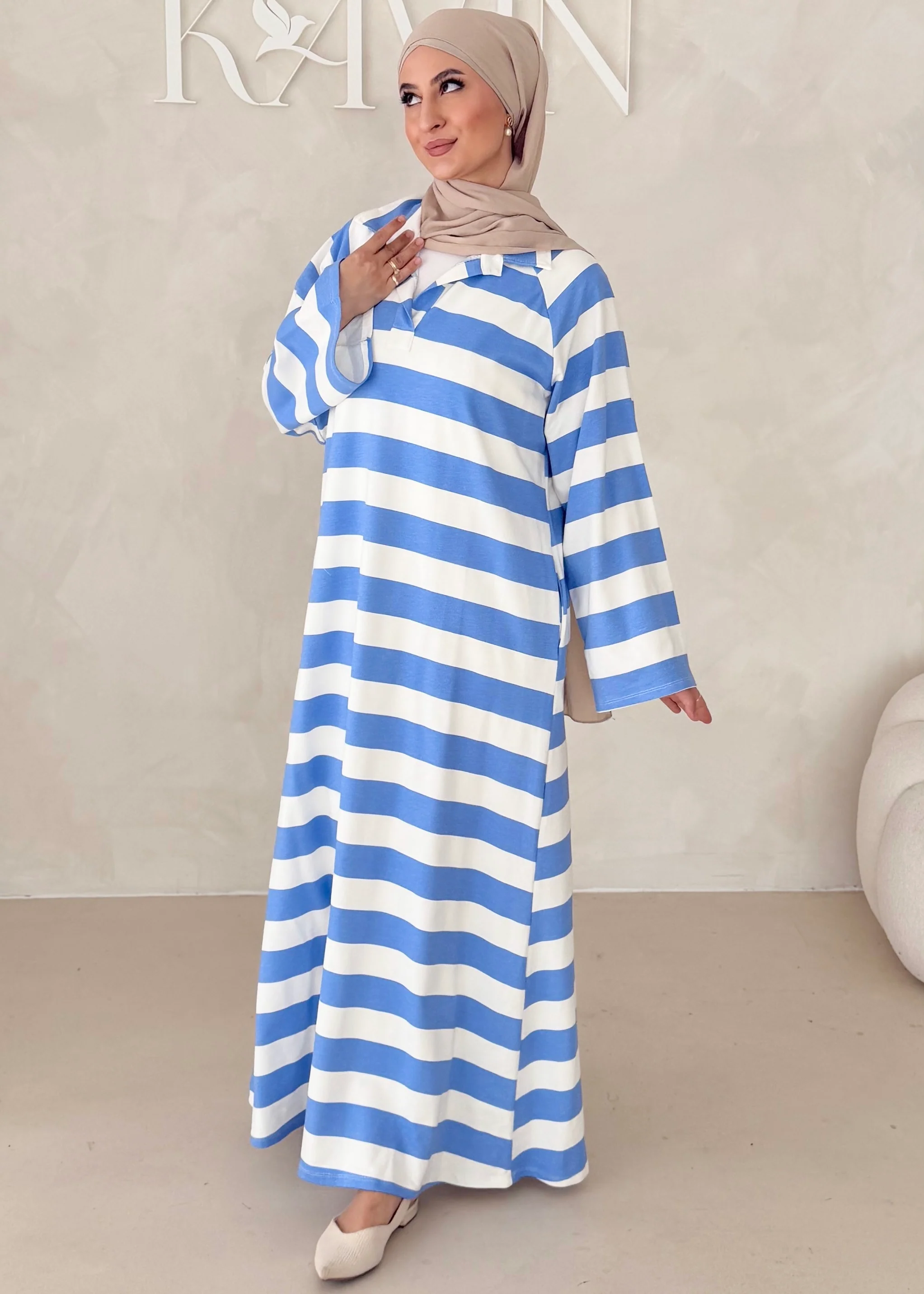 Gestreiftes Kleid - Image 7