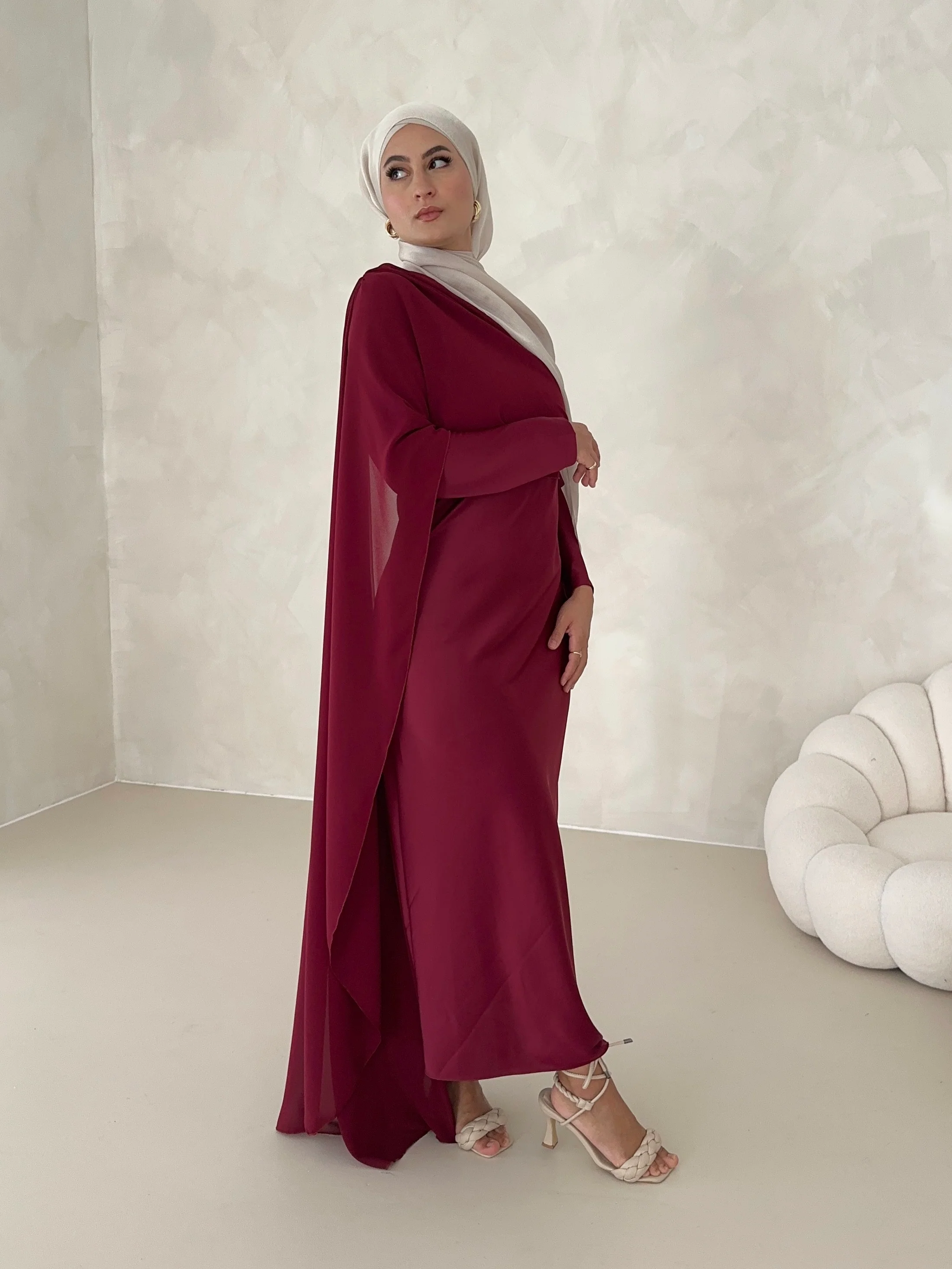 Satin-Optik Kleid mit Schulterschleppe - Image 14