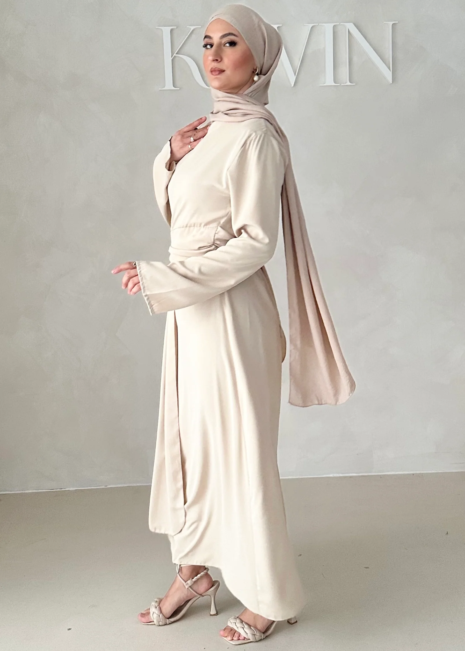 Sleek Abendkleid - Image 10