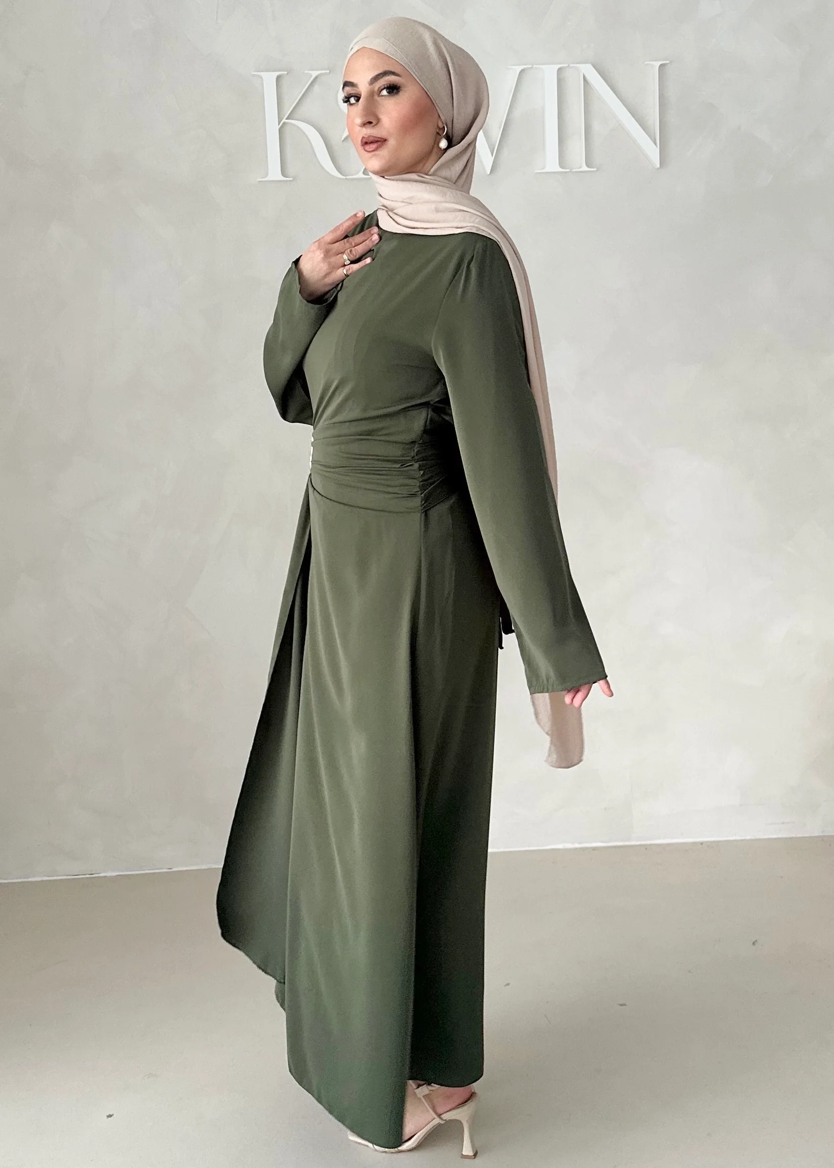 Sleek Abendkleid - Image 16