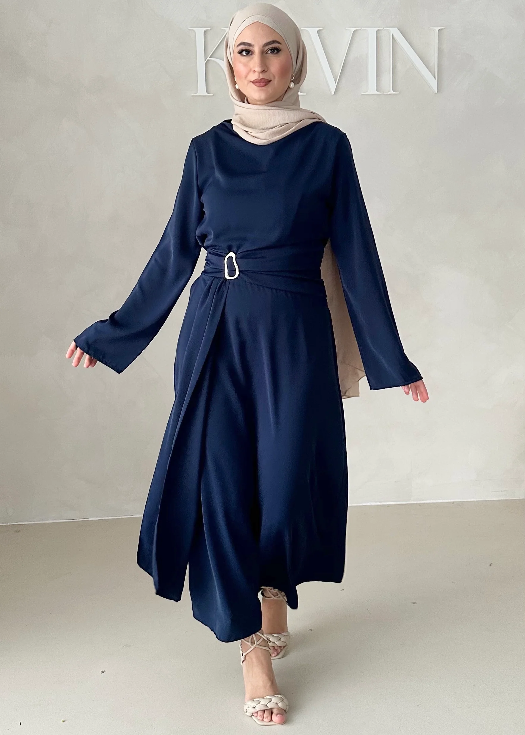 Sleek Abendkleid - Image 21