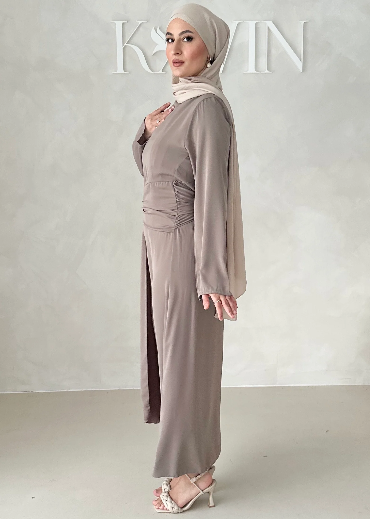 Sleek Abendkleid - Image 7