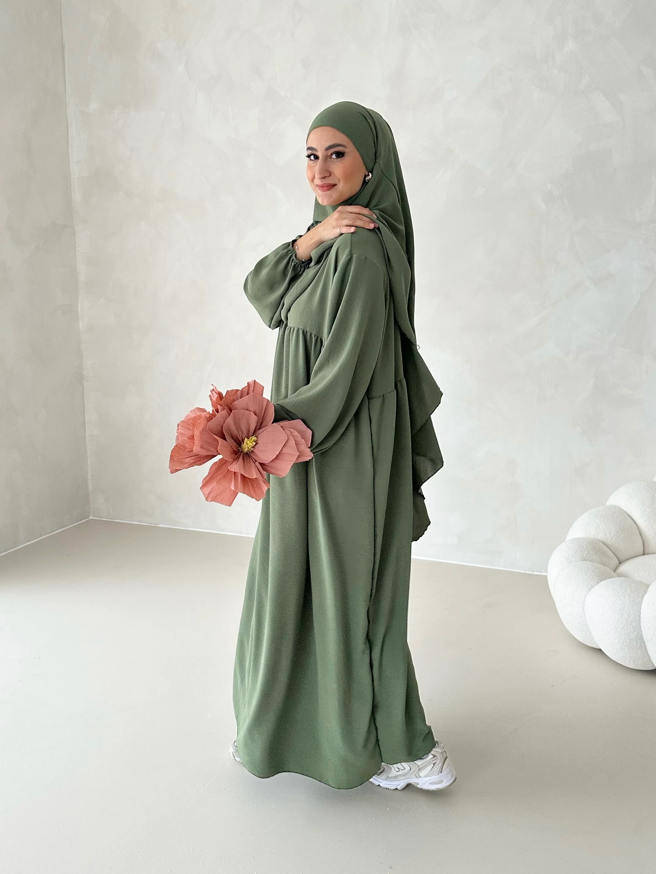 DAILY Abaya SET mit Khimar - Image 24
