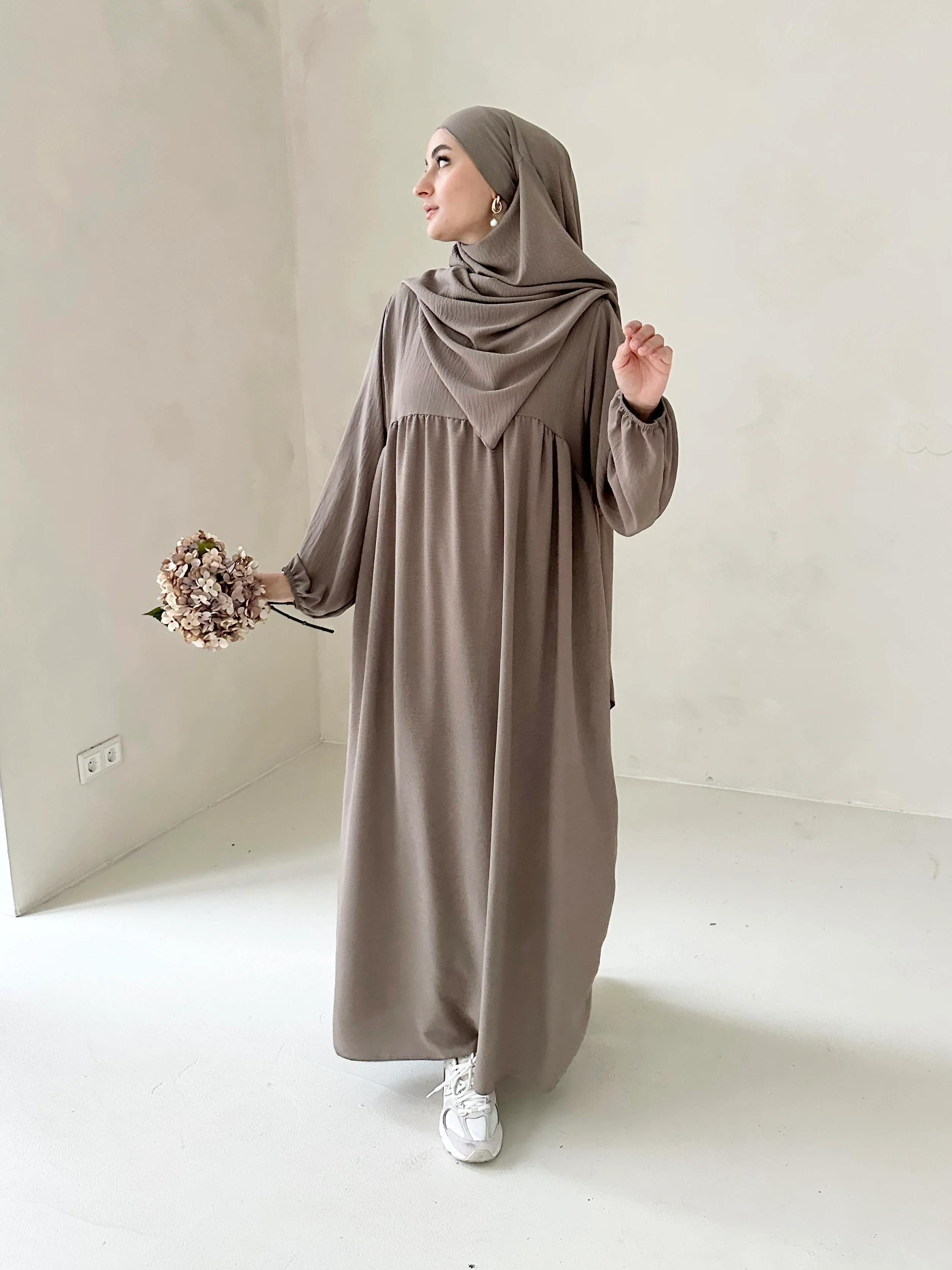 DAILY Abaya SET mit Khimar - Image 4