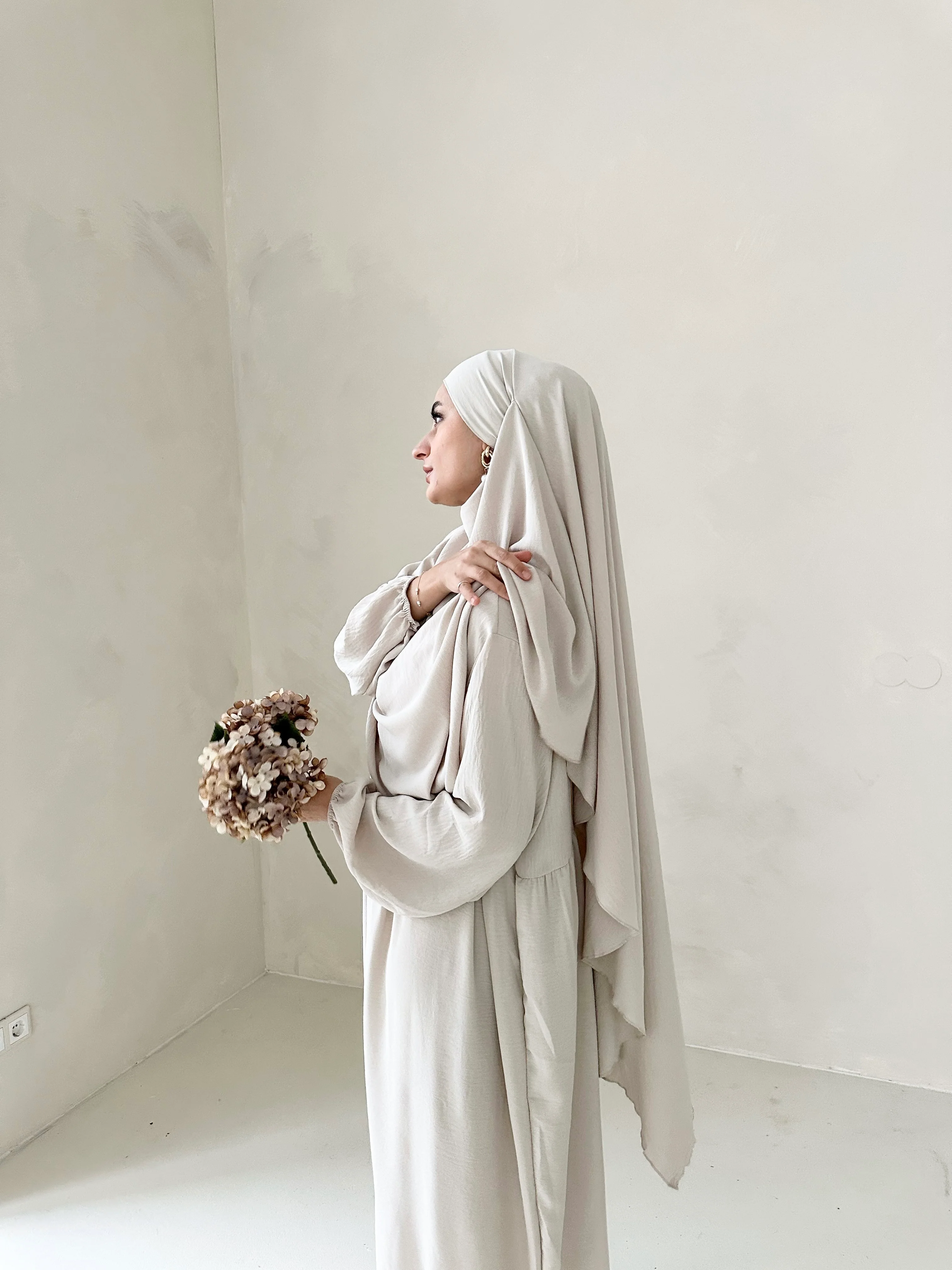 DAILY Abaya SET mit Khimar - Image 9