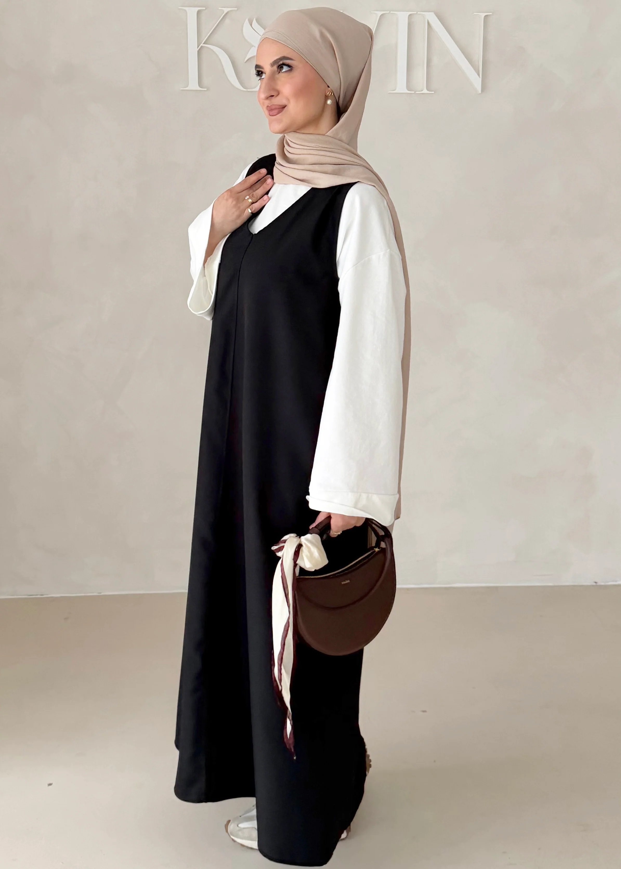 Kurzarm Essential Kleid - Image 31