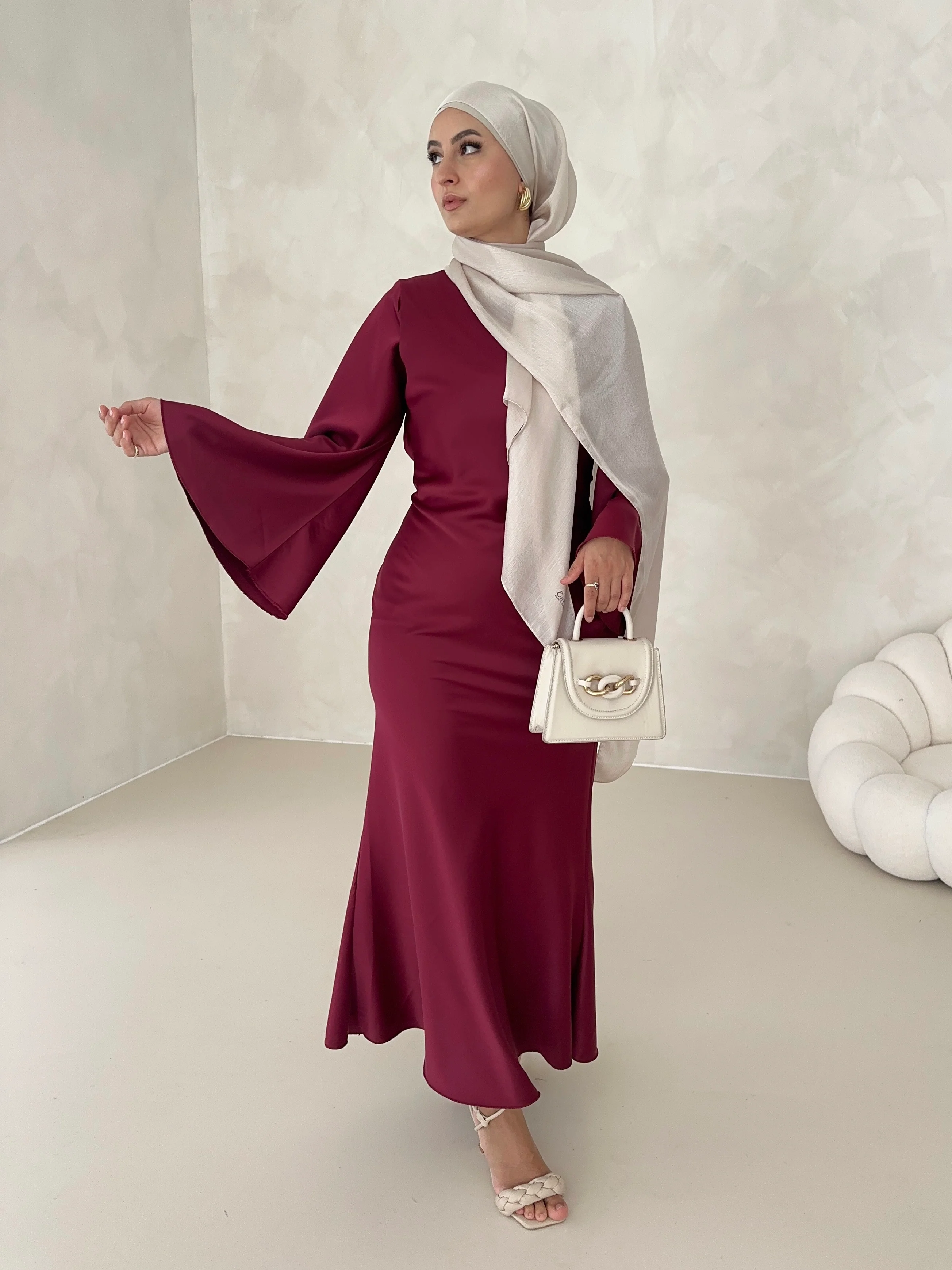 Satin-Optik Kleid - Image 16