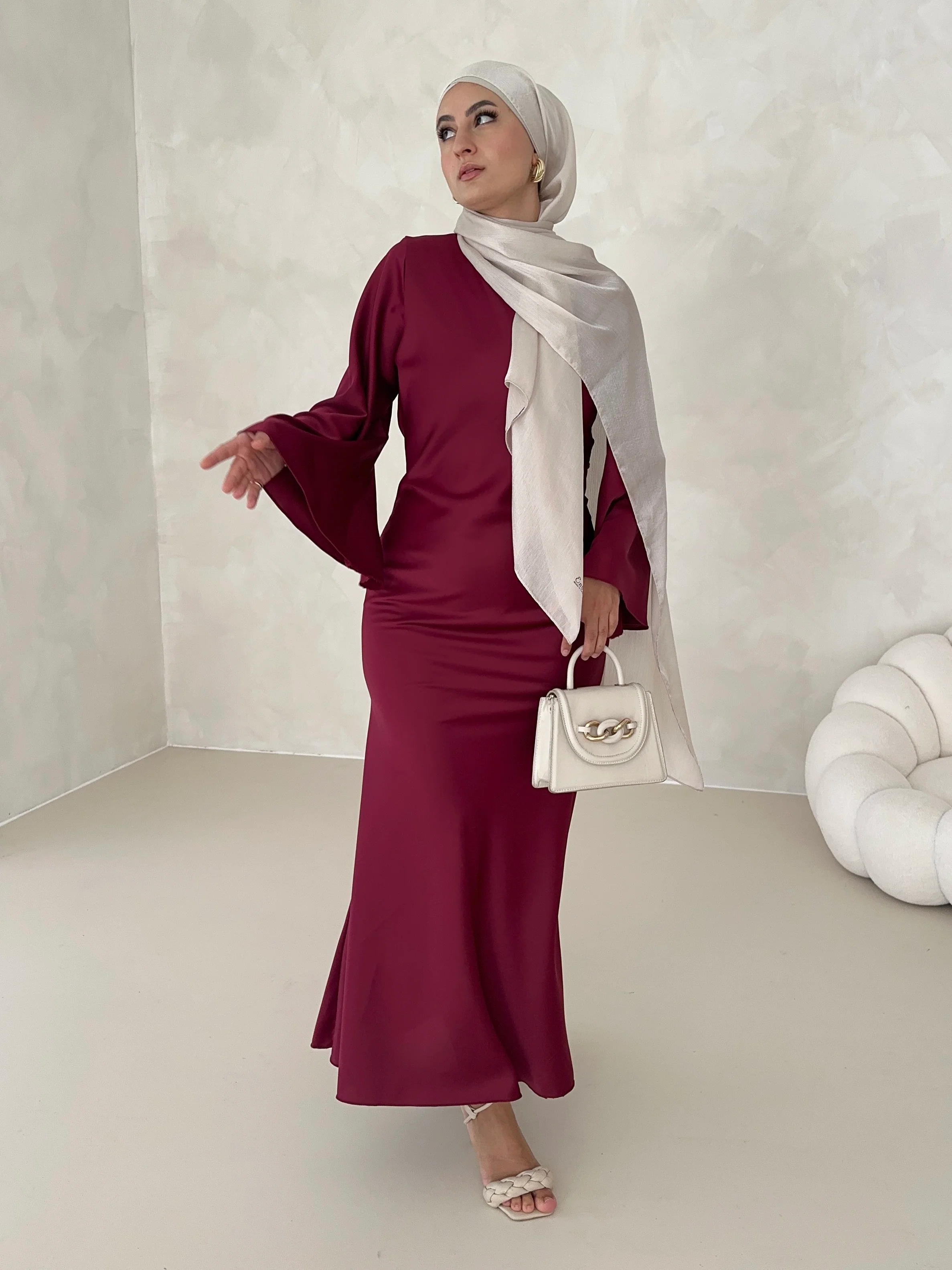 Satin-Optik Kleid - Image 17