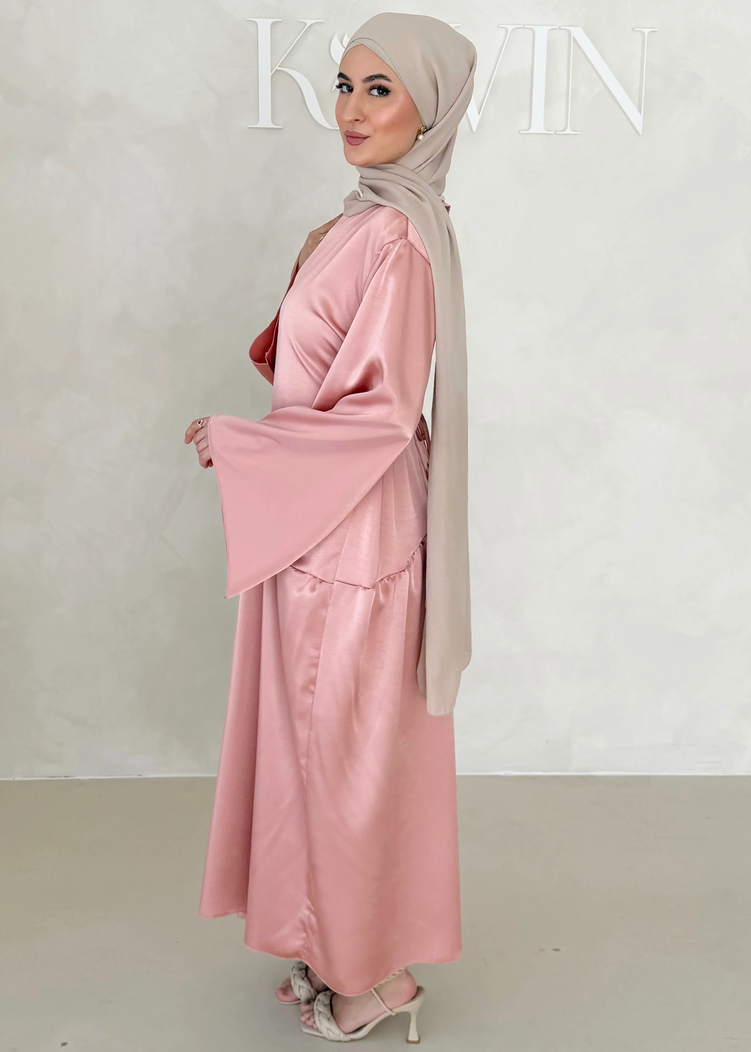 Melek Abaya - Image 2