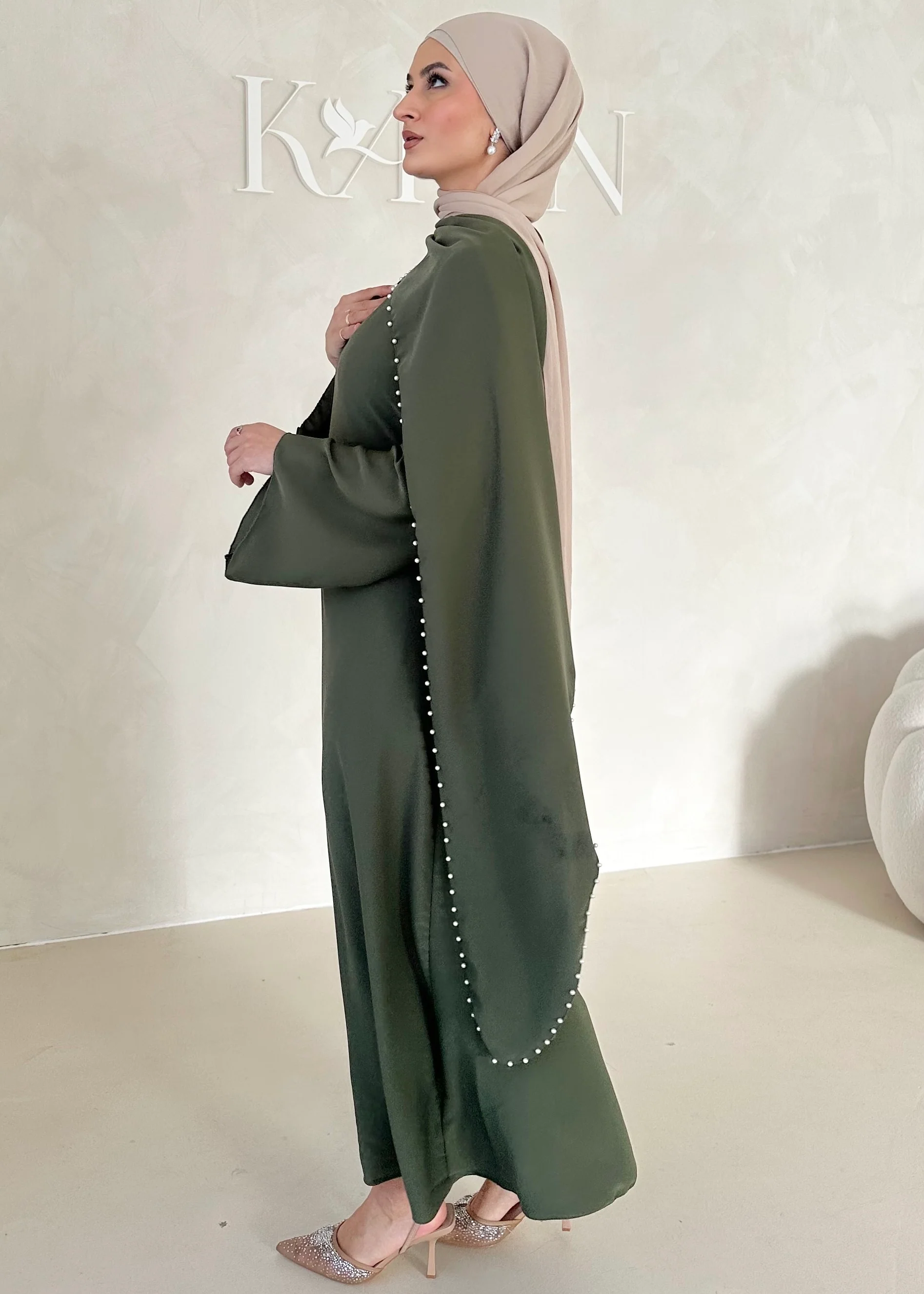 Pearl Kleid MIT Schulterschleppe - Image 19
