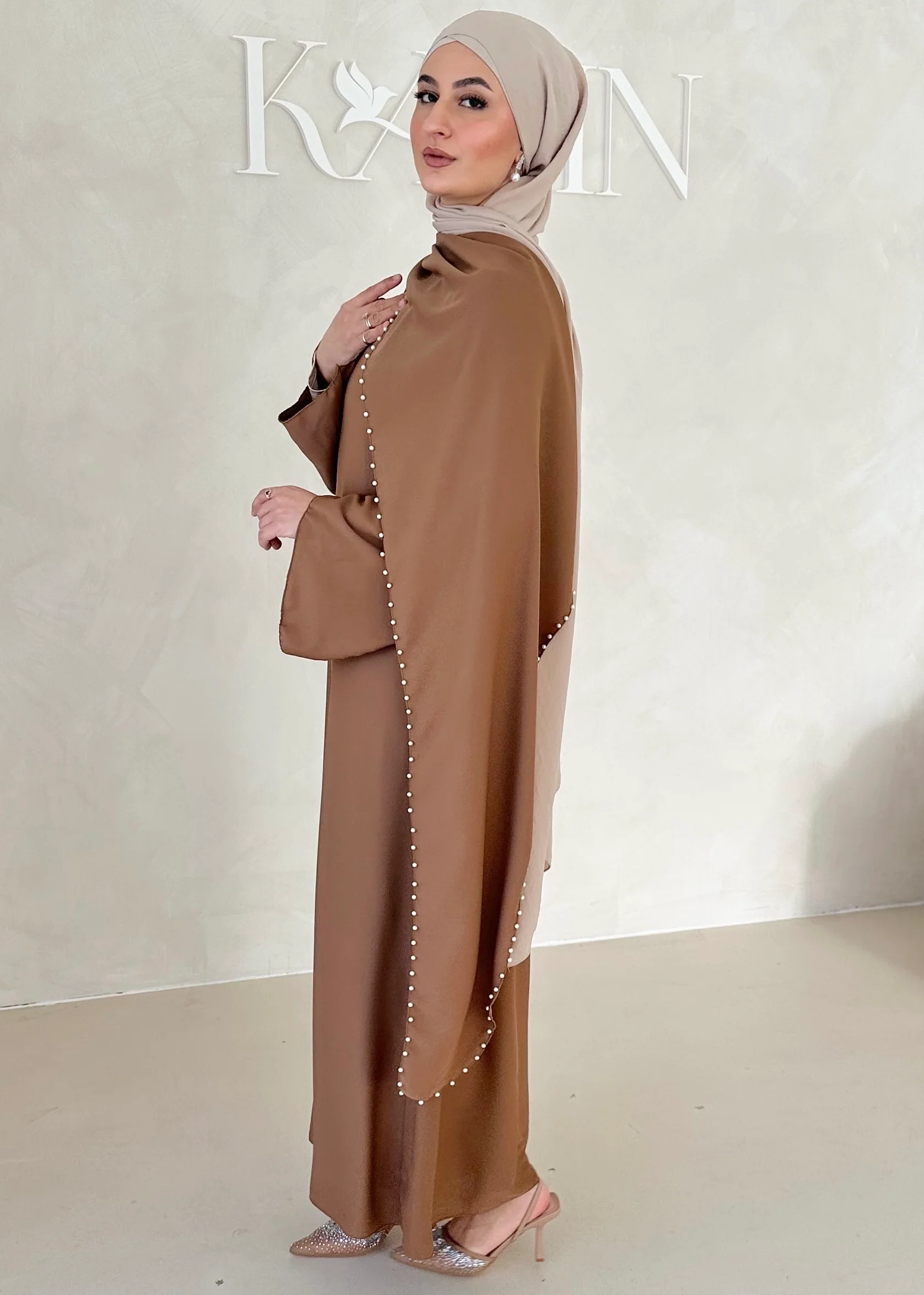 Pearl Kleid MIT Schulterschleppe - Image 5