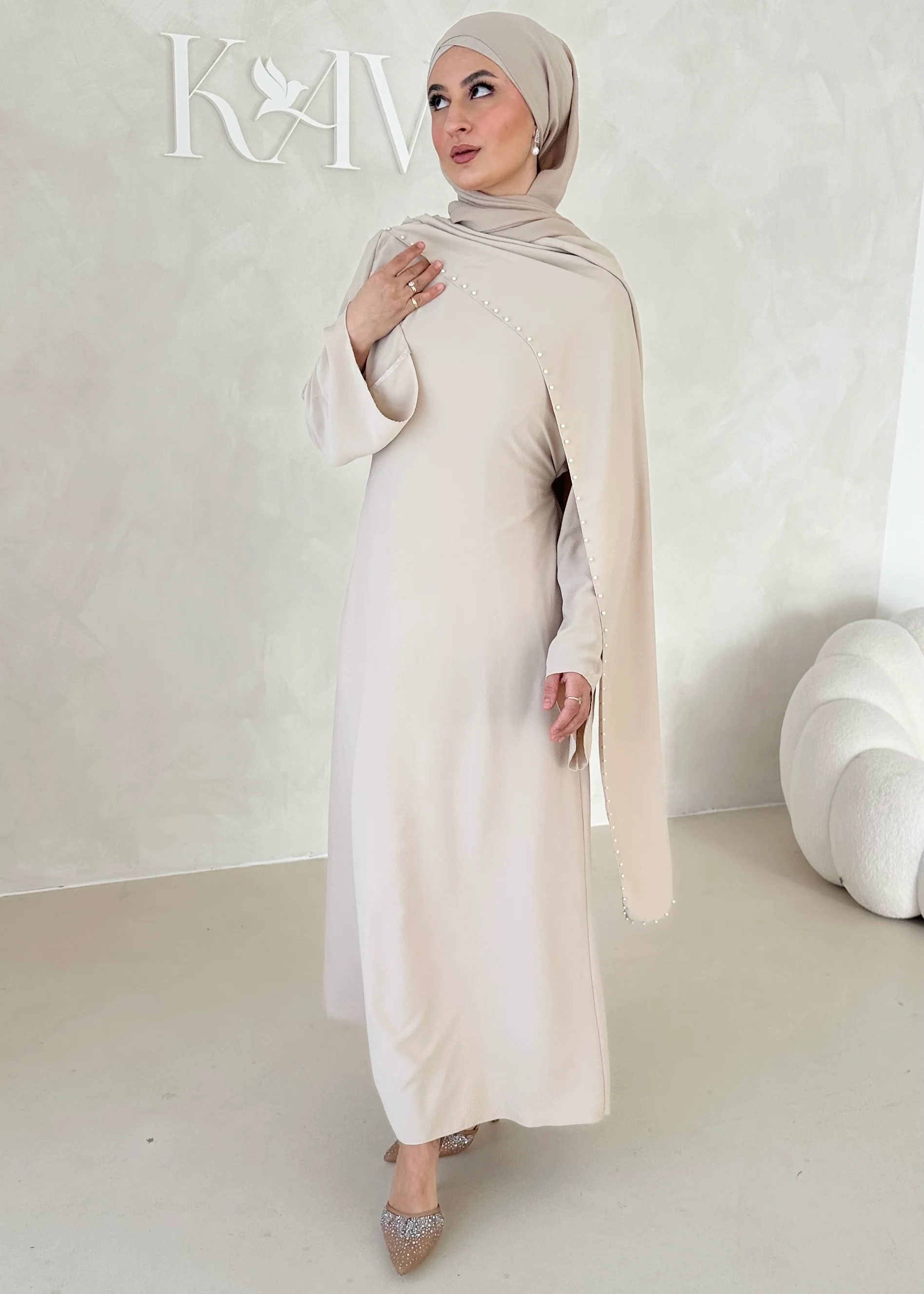 Pearl Kleid MIT Schulterschleppe - Image 7