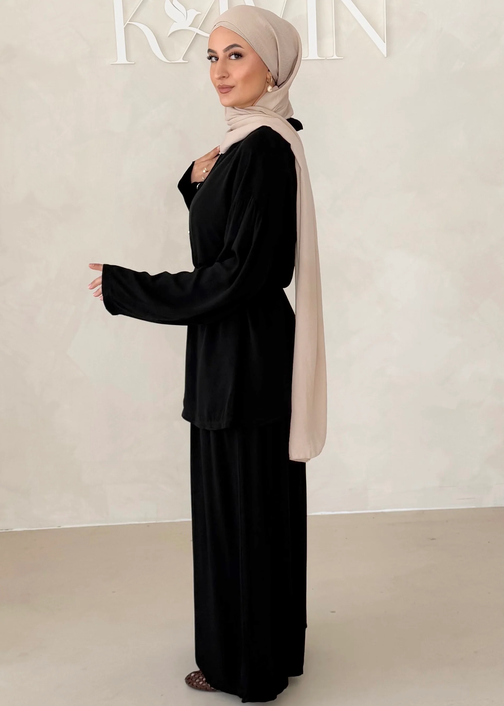 Signature Set - Image 25