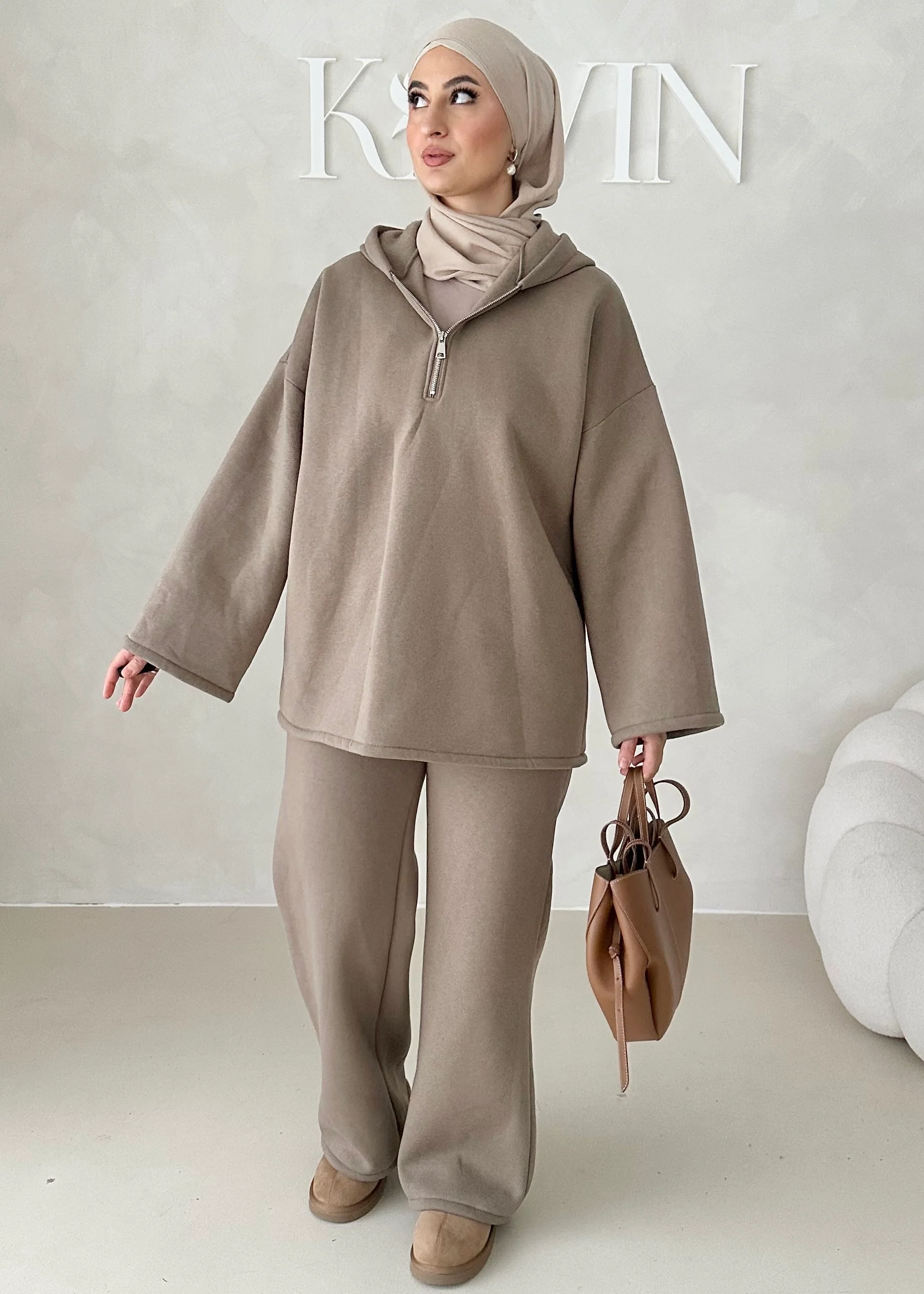 Sporty Zweiteiler - Image 7