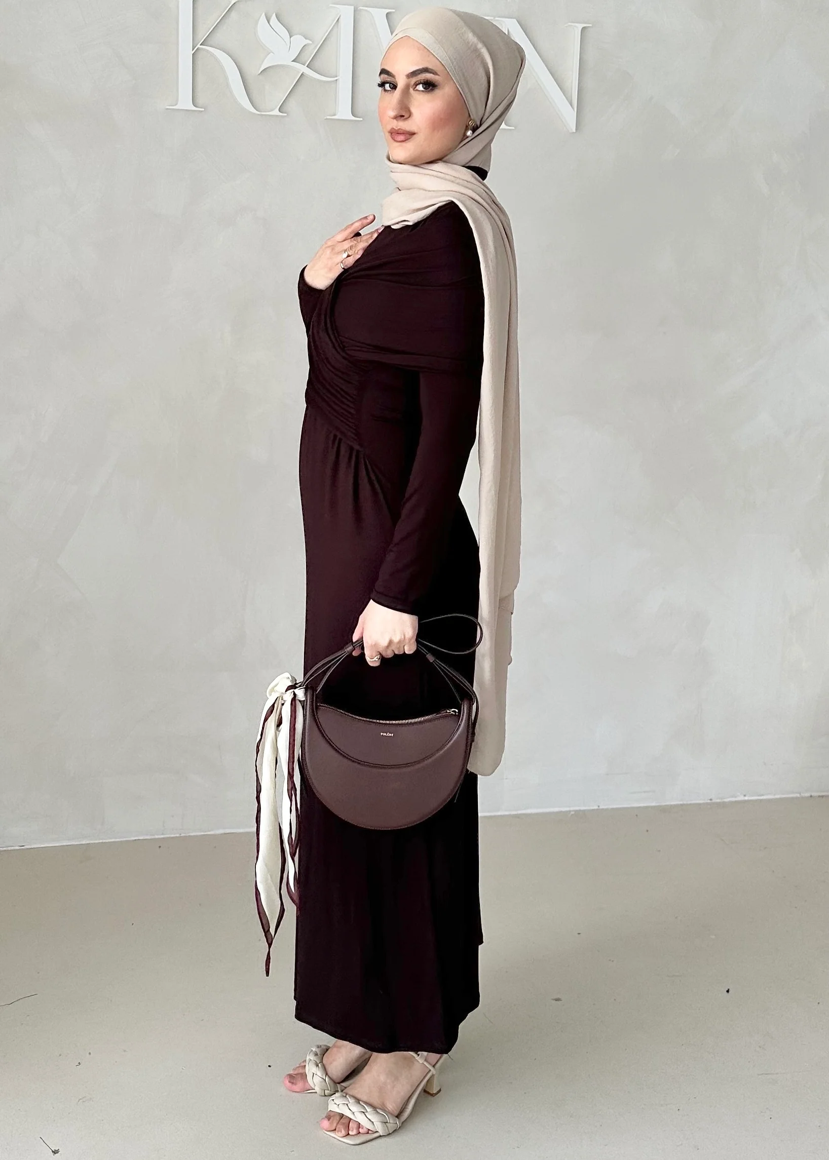 Veloura Kleid - Image 8