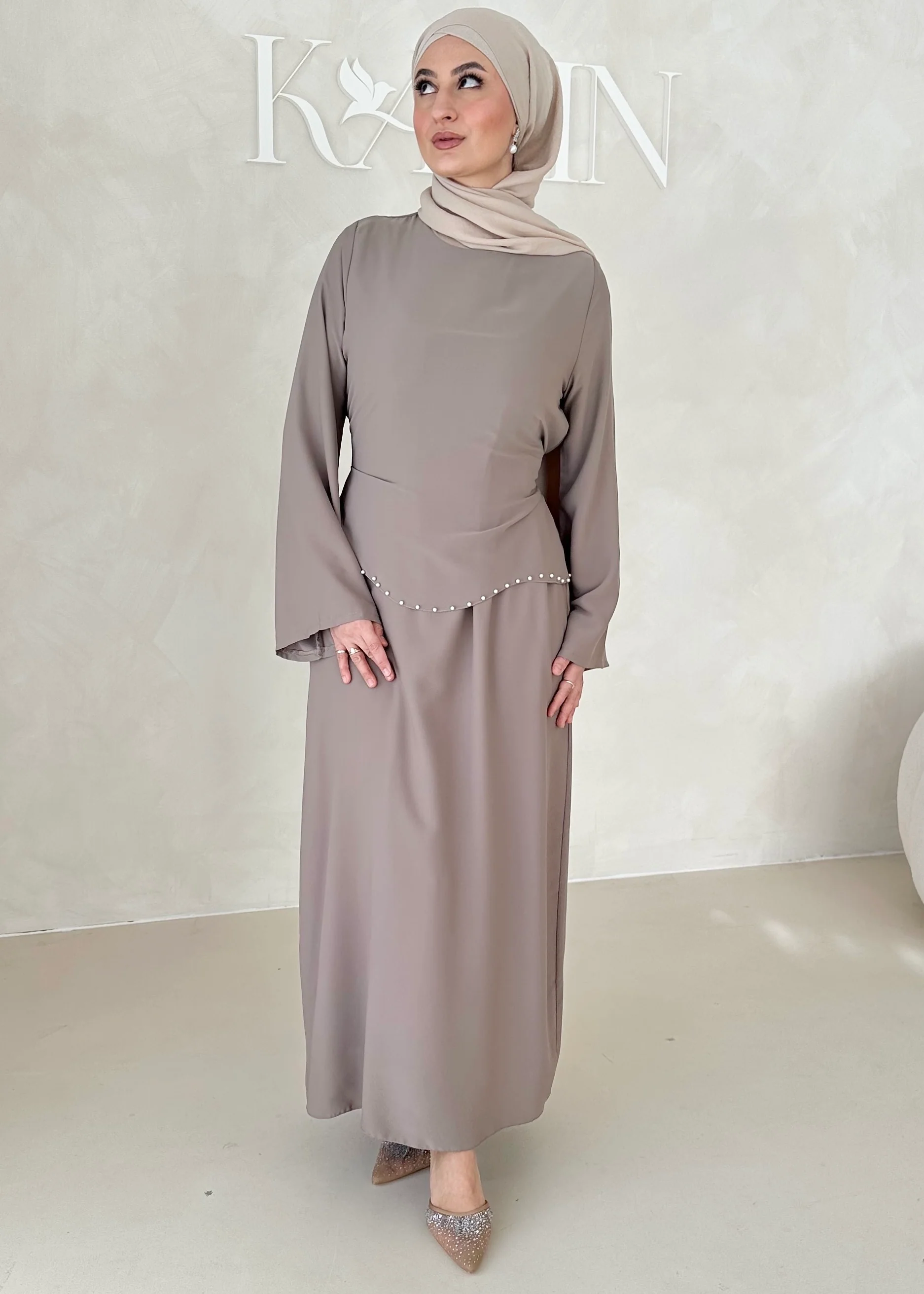 Zweilagiges Pearl Kleid - Image 7